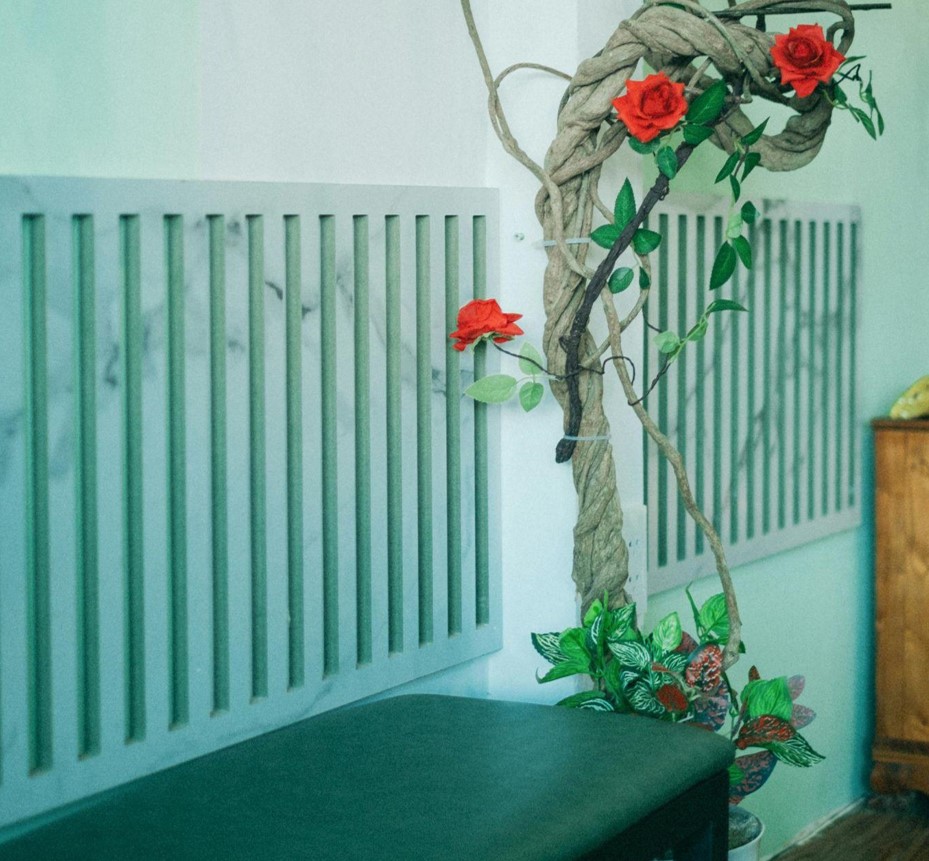 The Versatile Beauty of Fake Trees for Designers